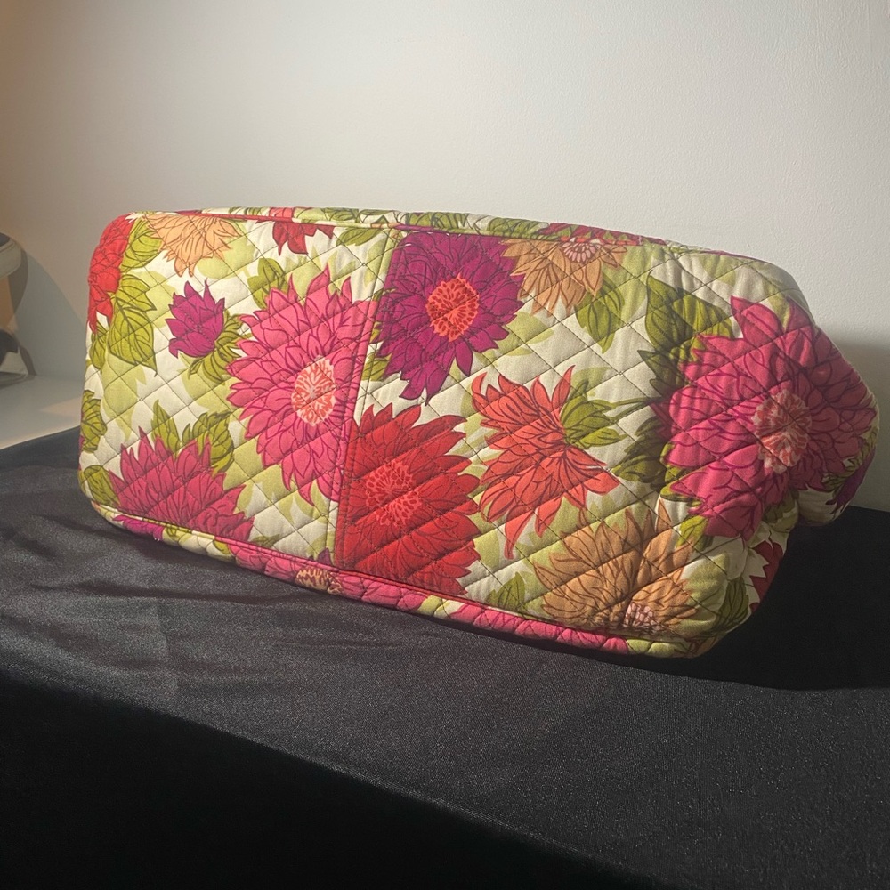 Vera Bradley Multicolor Floral Quilted Travel Bag - Picture 3 of 4